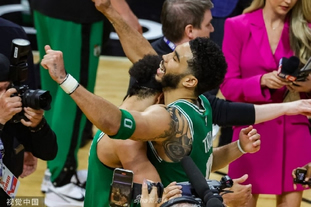 斯拉维亚队长：下半场我们想踢得更具威胁，但阿森纳太强了（斯拉维亚队长：下半场试图增强进攻威胁，无奈阿森纳过于强大）