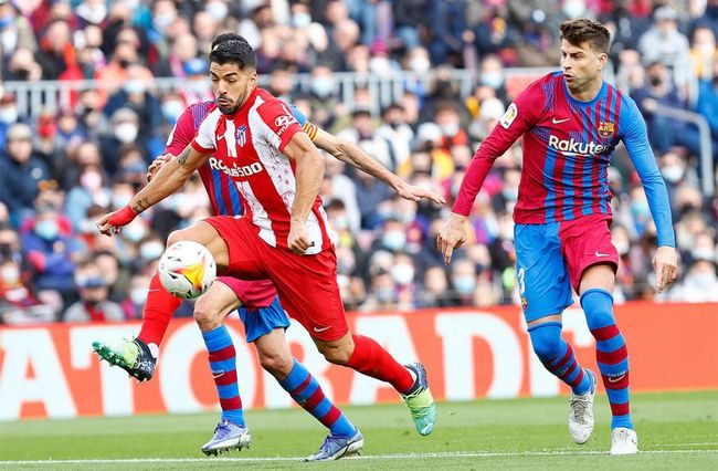 本赛季仅快船在三节结束落后时没赢过球，共计0胜14负（本季仅快船三节落后未曾翻盘：0胜14负）