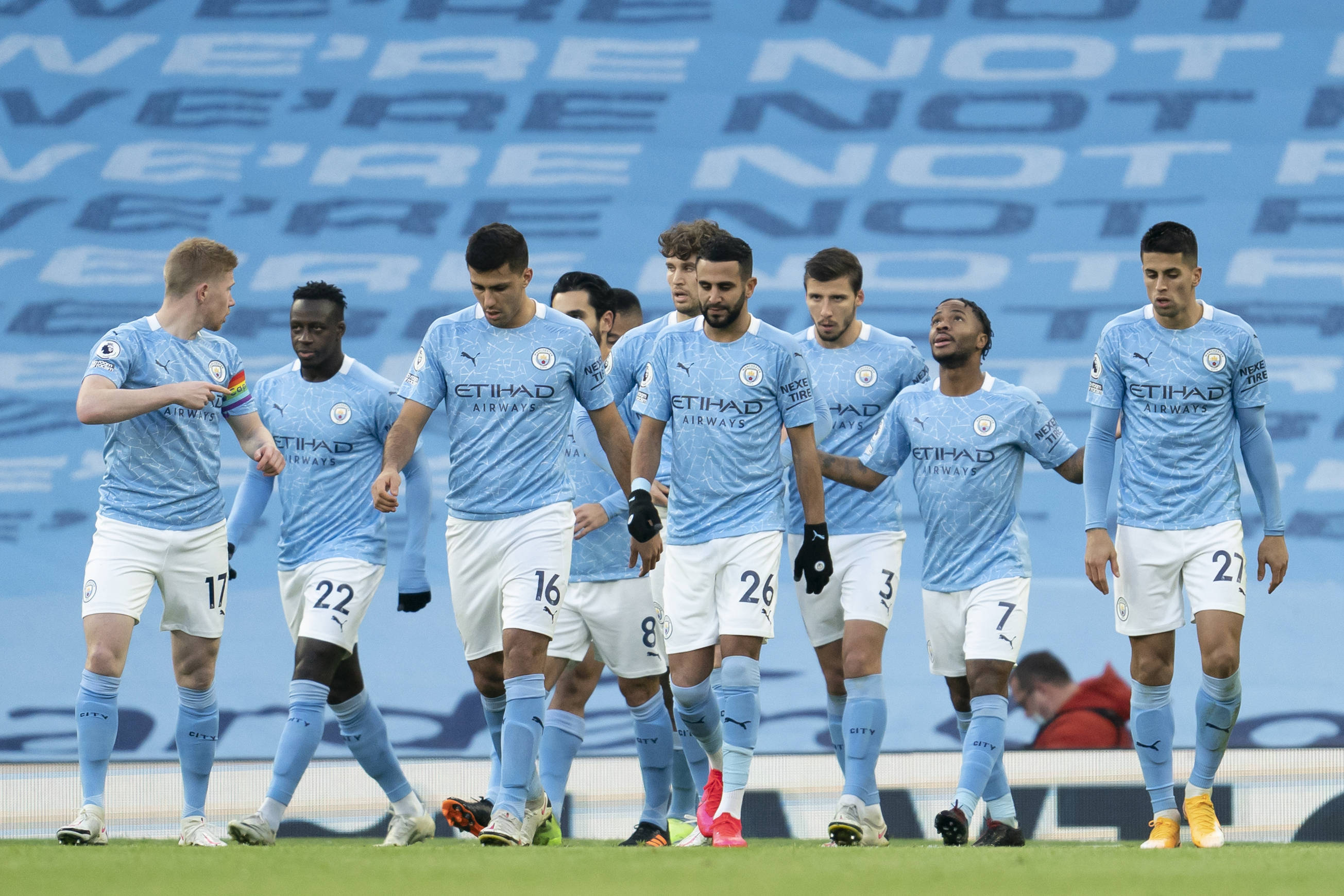 踢球者评德甲第11轮最佳阵容：卡尔、奥利塞、于帕、拜尔入选（踢球者公布德甲第11轮最佳阵容：卡尔、奥利塞、于帕、拜尔在列）