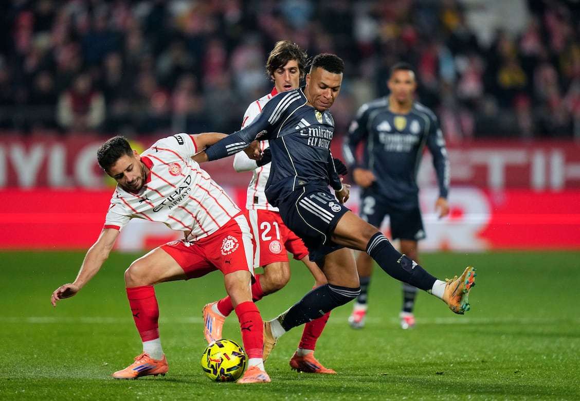 法媒：阿尔及利亚足协希望能在近期征召姆巴佩的弟弟埃唐（法媒：阿尔及利亚足协计划在近期召入姆巴佩的弟弟埃唐）