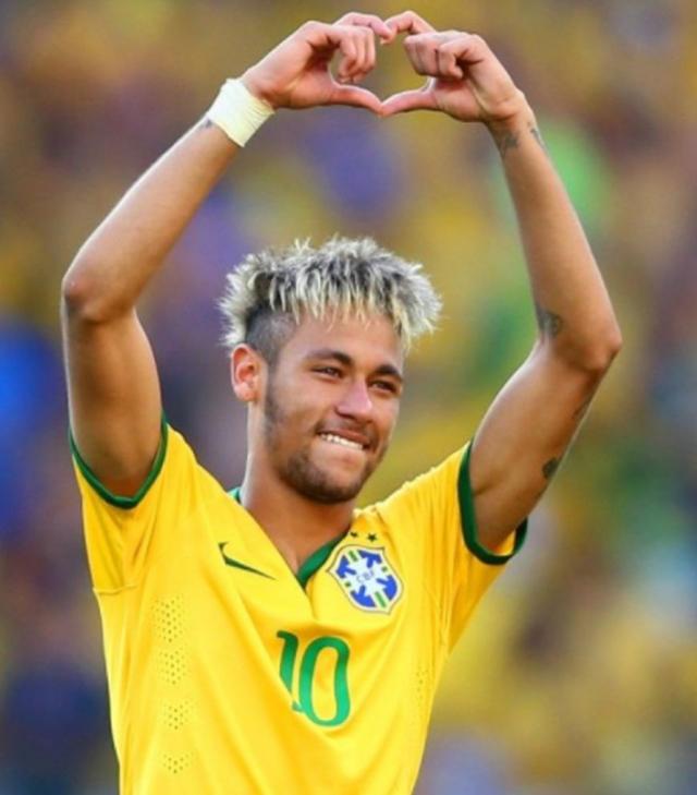 瓜帅：英超夺冠得靠稳定性；我从未见过梅西像谢尔基那样传中（瓜帅谈英超与梅西：夺冠靠稳定；梅西都没送出过谢尔基式传中）