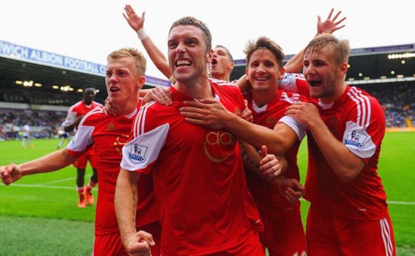 曼联近9场英超仅1负，4胜3平状态回升（曼联英超近9战仅1败：4胜3平，走势回暖）