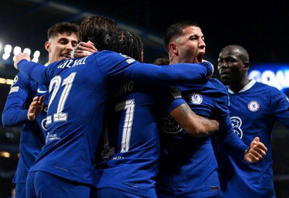 德国队：你们想看这个家庭被毁吗，那就努力把这场球赛踢赢（德国队：不想让这个家庭被摧毁？那就全力以赴赢下这场比赛）