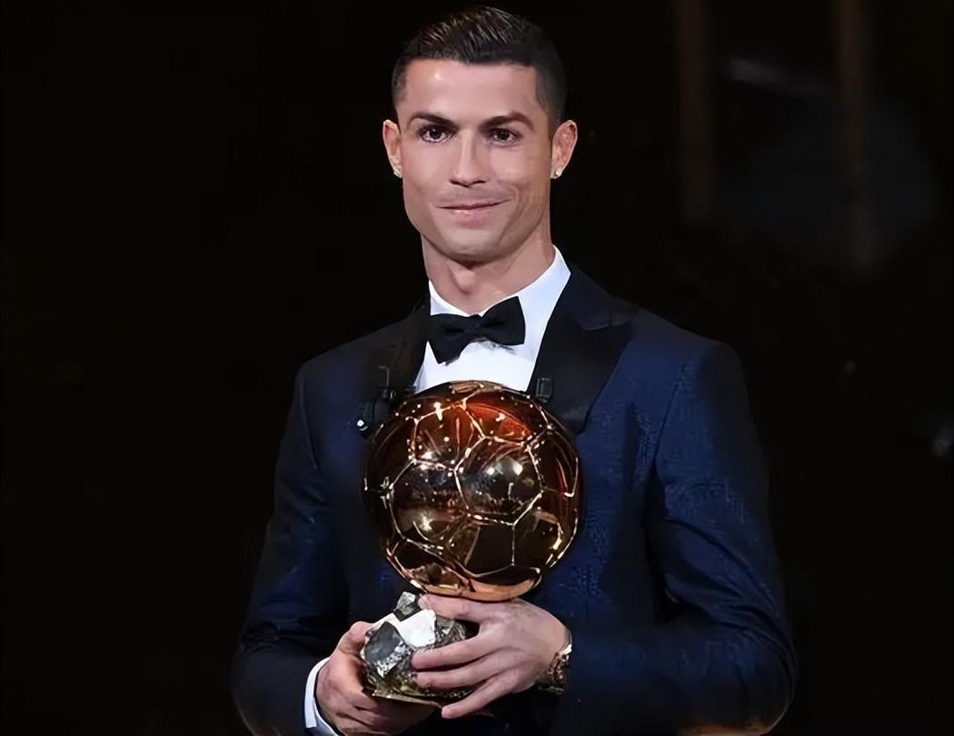 懂球帝中超MVP｜萨里奇：我会竭尽所能回馈球迷（萨里奇当选懂球帝中超MVP：将全力回馈球迷）